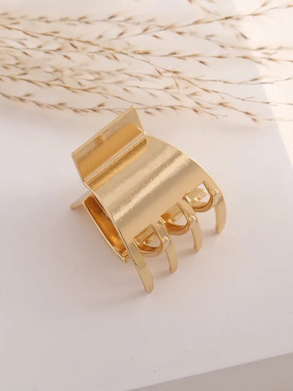 New🌟Anthropologie-Gold Minimalist Metal Hair Claw Clip